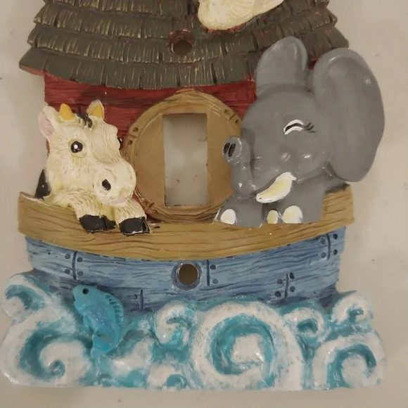 Vintage Noah's Ark Lightswitch  Cover, Boat/Animals/Waves - Picture 3 of 4